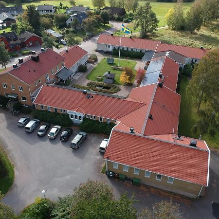 Bralanda Hotell Och Vandrarhem Buitenkant foto