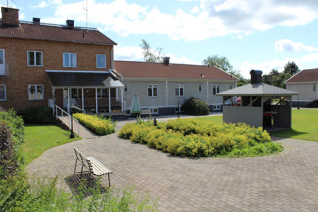 Bralanda Hotell Och Vandrarhem Buitenkant foto
